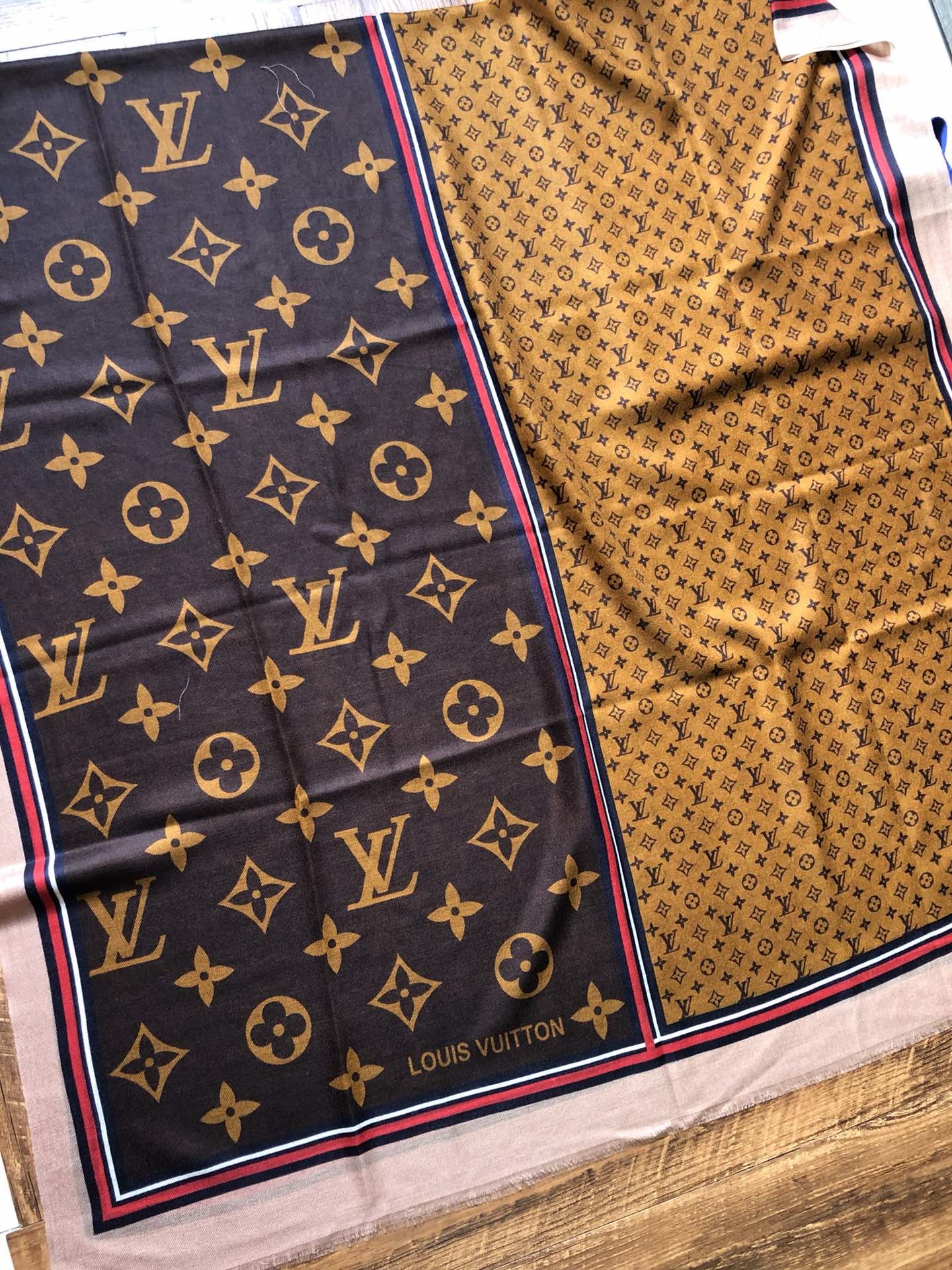 Louis Vuitton Monogram Monogram Bliss Stole, Brown, One Size